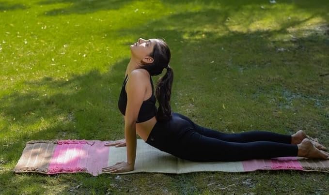 Indian Handmade100 % Organic Anti Skid Multi Colour Cotton Yoga Mat - Eco-Friendly Hand-Woven Rug - Non-Slip & Thick (24”x72”x5mm) for Hot yoga & Everyday Fitness at Home - Comfortable & Foldable Extra-Long Mat