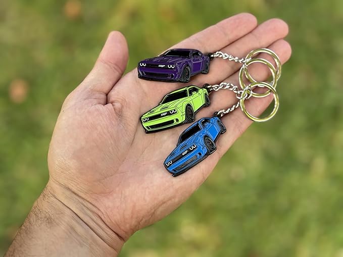 DODGE Challenger Keychain – Officially Licensed Dodge Accessories Key Chain for RT SRT Cool Toy Car Men Gift