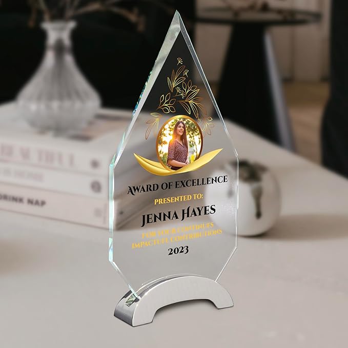 9 1/4" Personalized Glass Plaque for Awards and Trophies, Custom Award for Employee of the Month, Retirement, Leadership and Appreciation Gift P (Design 1)
