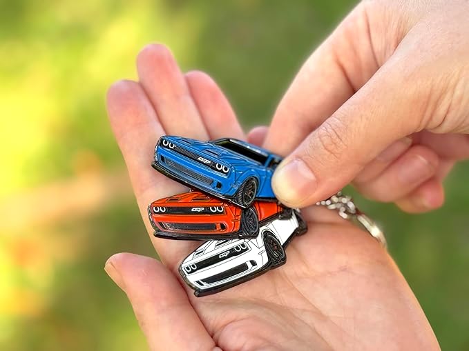 DODGE Challenger Keychain – Officially Licensed Dodge Accessories Key Chain for RT SRT Cool Toy Car Men Gift