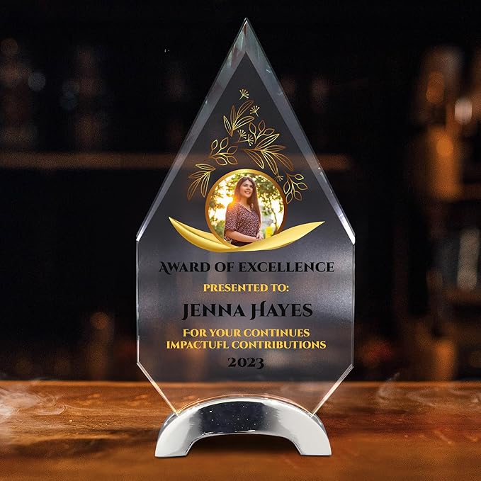 9 1/4" Personalized Glass Plaque for Awards and Trophies, Custom Award for Employee of the Month, Retirement, Leadership and Appreciation Gift P (Design 1)