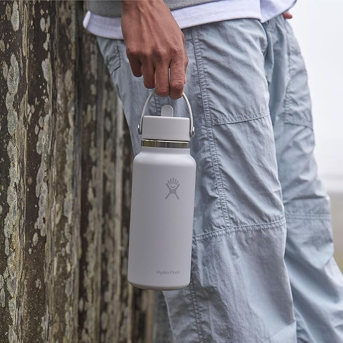 Hydro Flask Water Bottle - Insulated Stainless Steel - Wide Mouth Flex Straw Lid, Non Spill, Leakproof and Refillable in 64 Oz Surf Blue